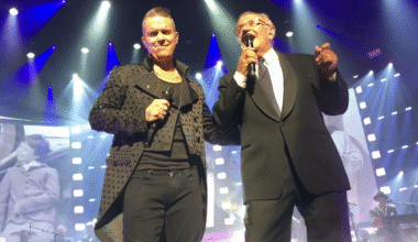 Robbie Williams & His Dad 1