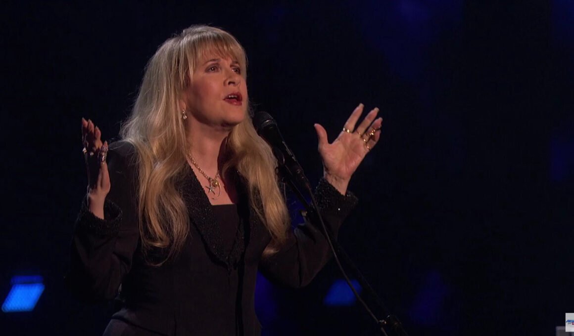 STEVIE-NICKS