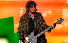 NIKKI SIXX